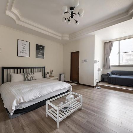 The Chambers Hotel Tainan Bagian luar foto