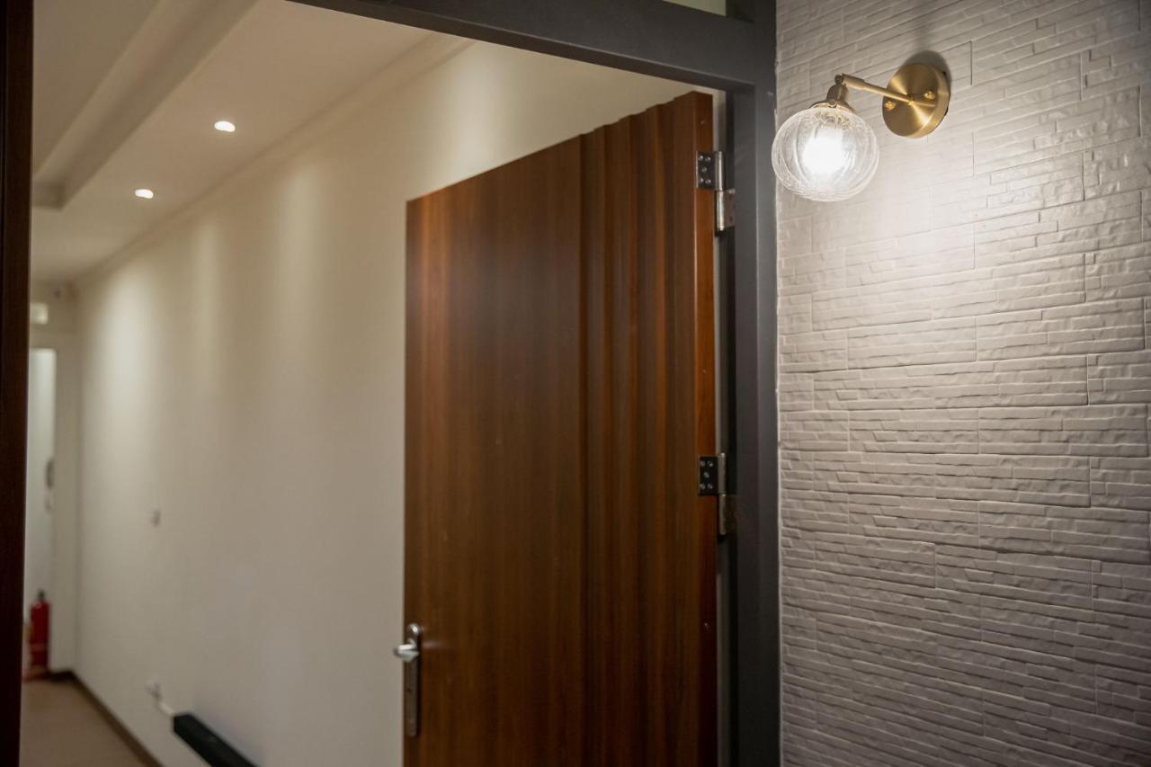 The Chambers Hotel Tainan Bagian luar foto