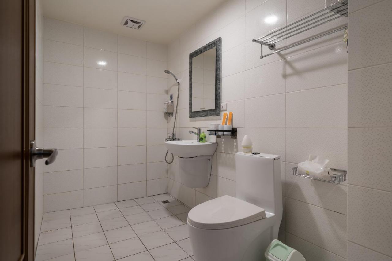 The Chambers Hotel Tainan Bagian luar foto